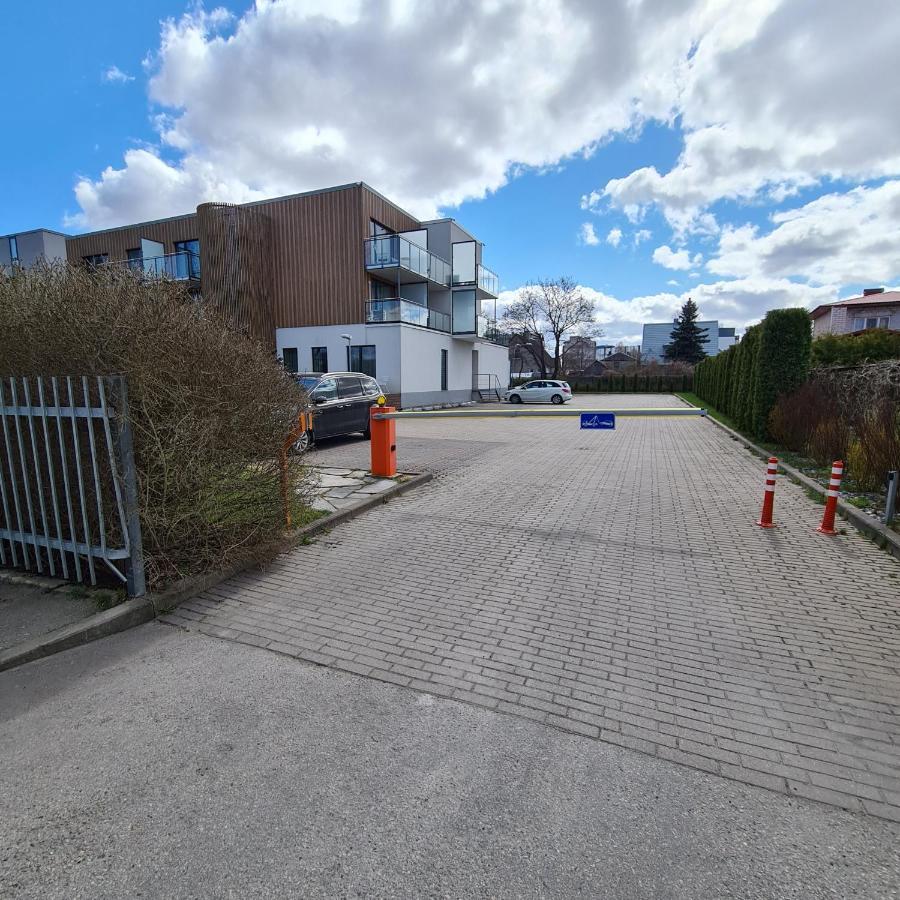 Aisa 39 Apartment Parnu Exterior photo